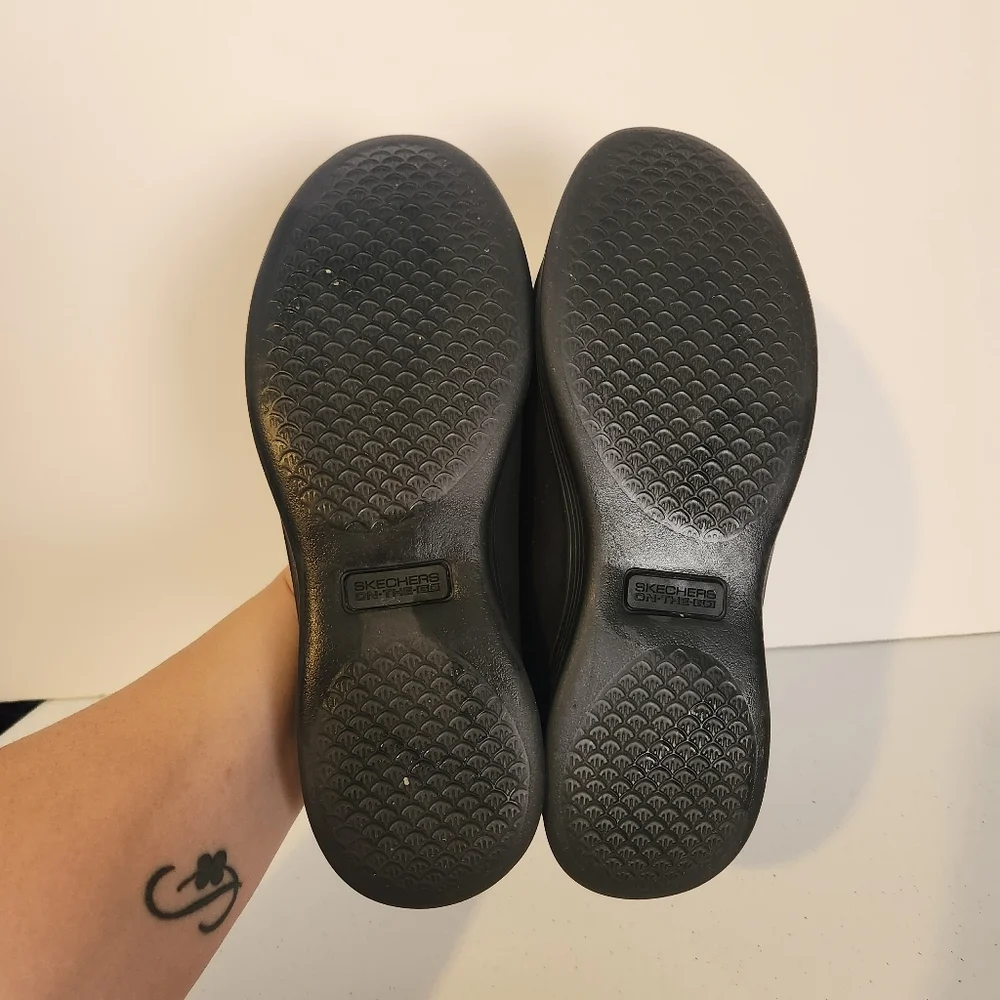 Skechers On The GO Dreamy Upscale Flats Slip On Shoes Womens Size 7 Black 136273 - Picture 7 of 10